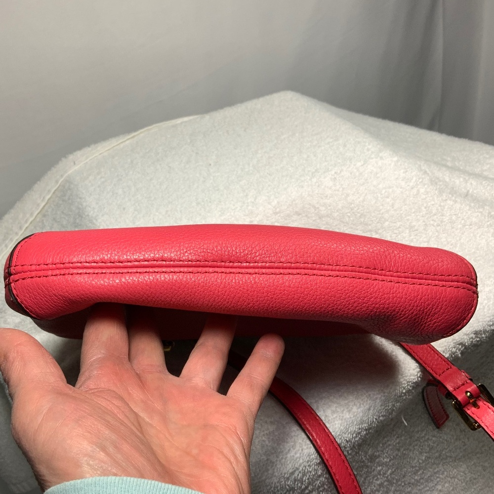 Michael Kors Salmon Pink Leather Crossbody - Picture 11 of 16